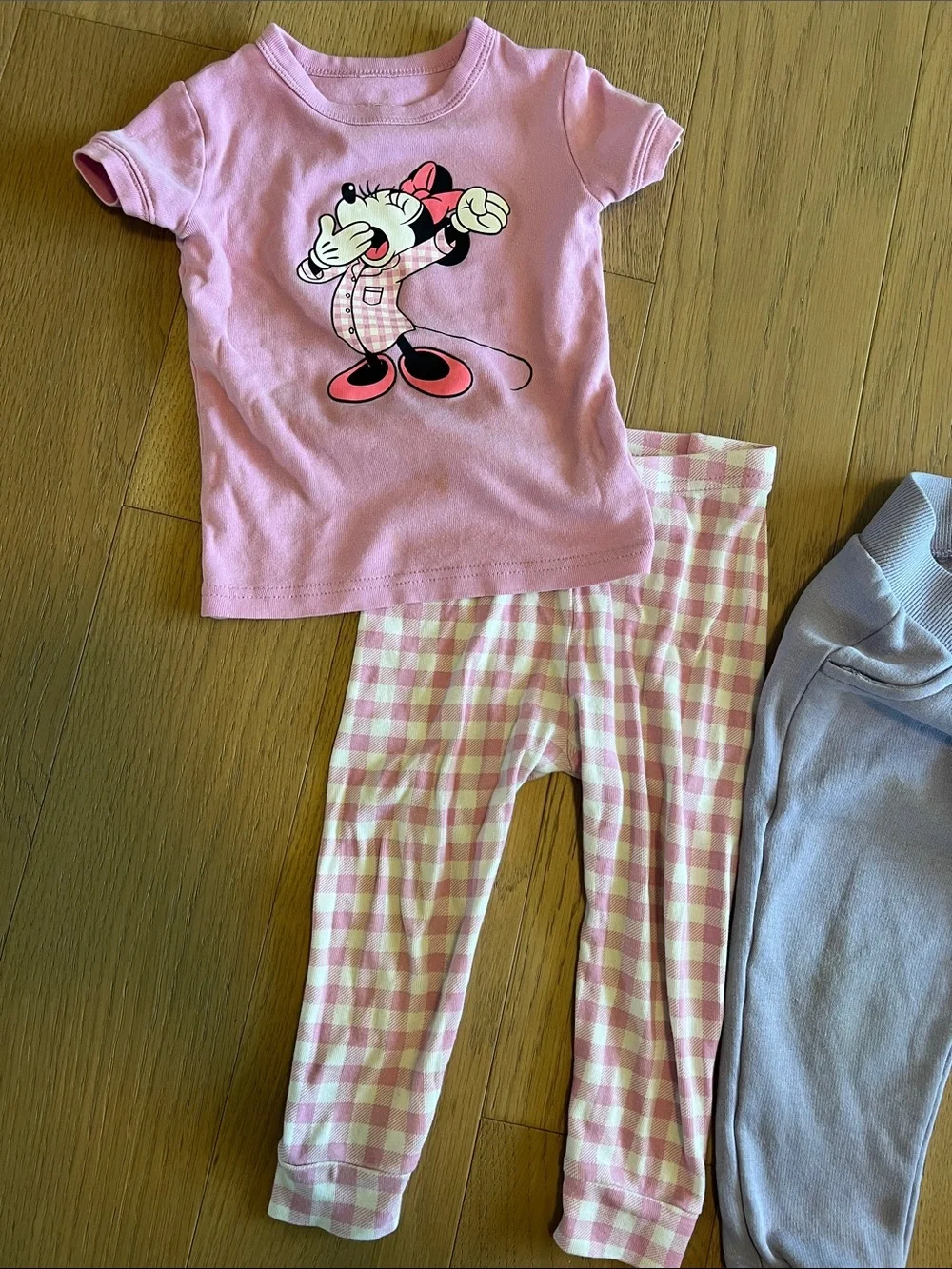 Girls set. 18-24 months